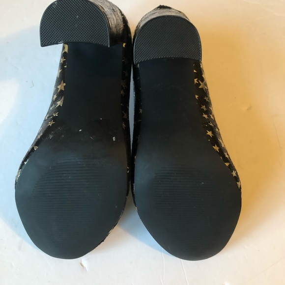 Madden Girl Black Gold Star Heel Size 6 NWOT - Picture 6 of 6